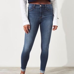 Hollister high rise Jean legging